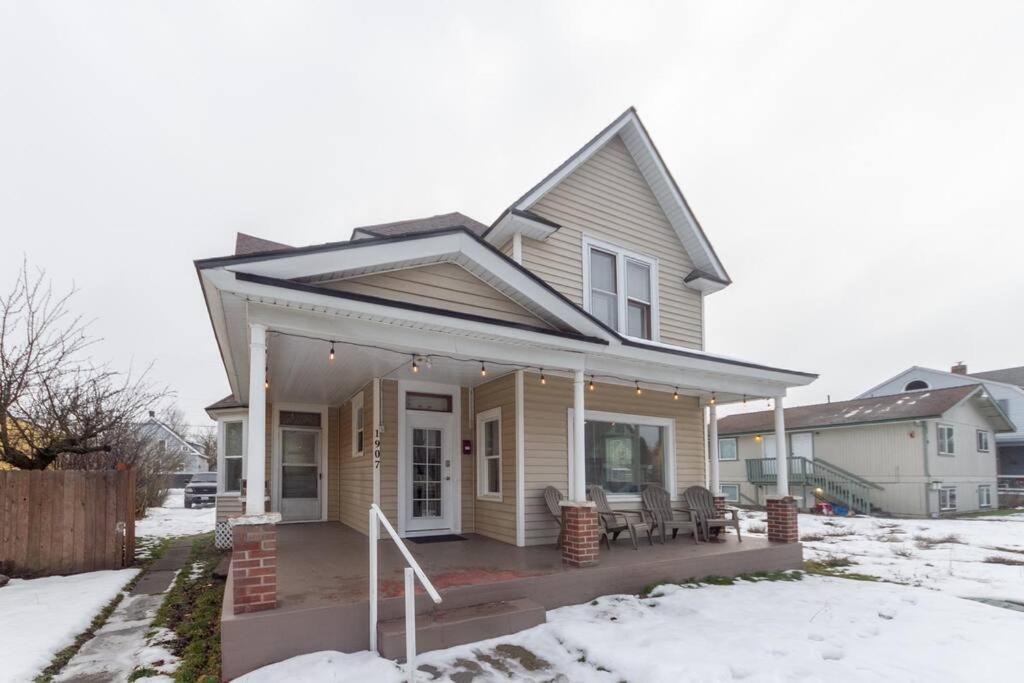 A Very Unique Quirky And Comfortable Home Spokane Zewnętrze zdjęcie